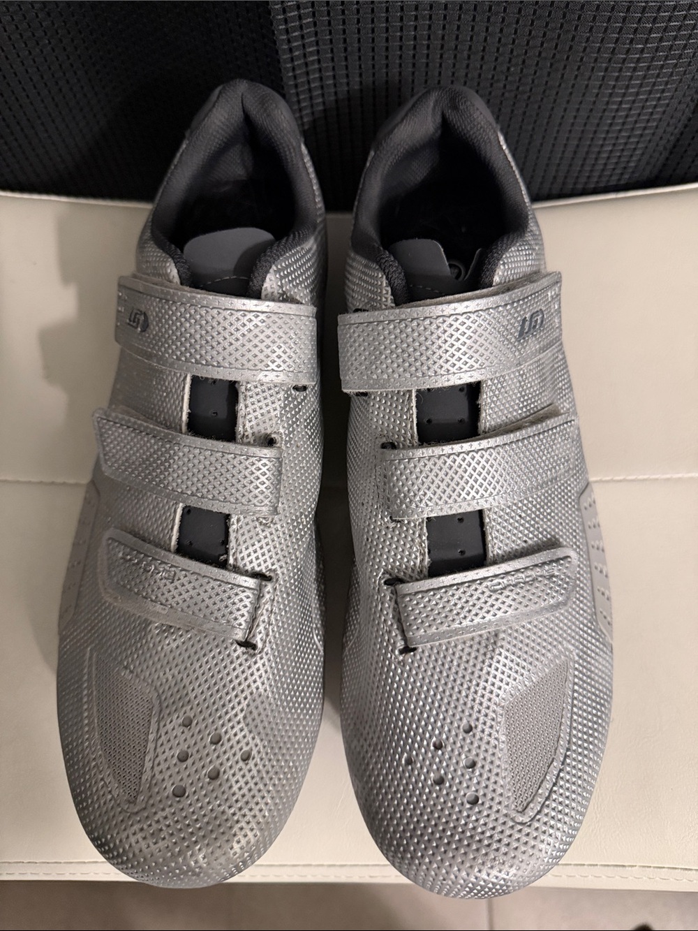 Louis Garneau Road Cycling Shoes Hook & Loop 3-Bolt Cleat Compatible Sz 47